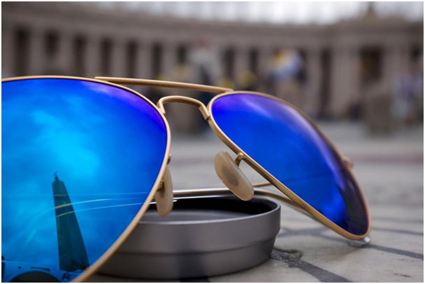 How To Shop For Designer Sunglasses Online
